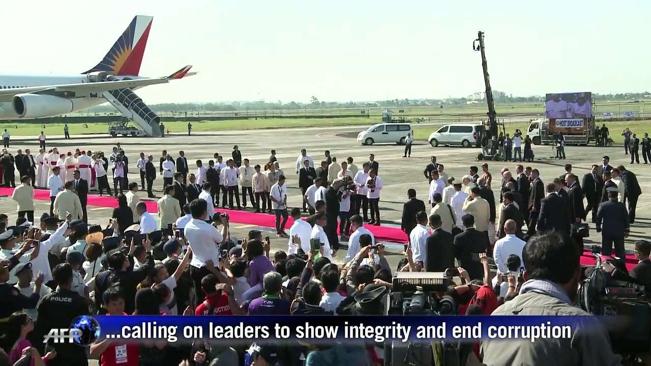 Pope ends record-setting Asia tour