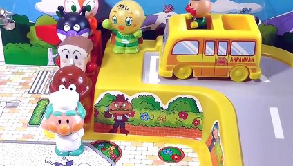 アンパンマン おもちゃでアニメｗｗ パン工場からバスに乗ってこうえんへGo♪