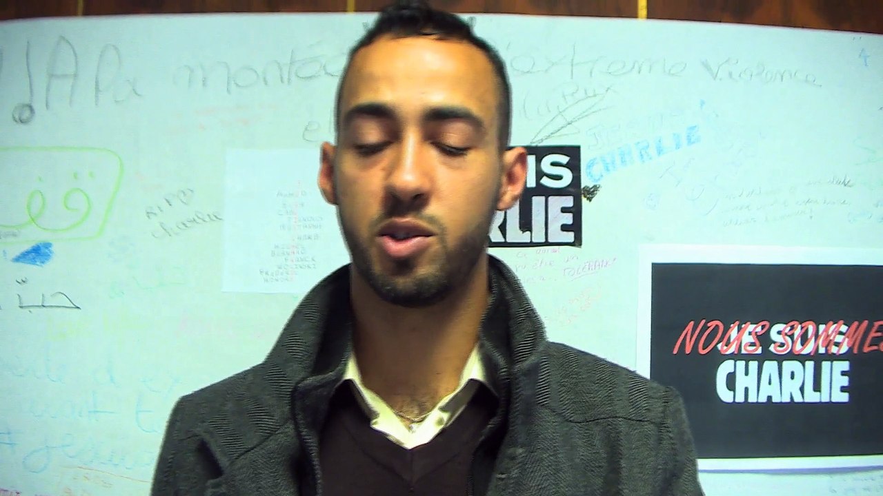 Stéphane Le Foll visite le Lycée Agricole Angers Le Fresne à la suite des attentats du 7 Janvier