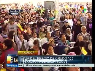 No disminuiré inversión social en Ecuador por baja en el crudo: Correa