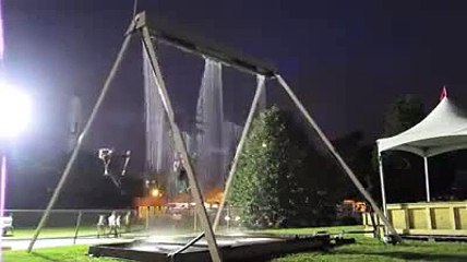 The amazing Waterfall Swing that doesn't get you wet