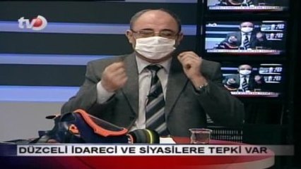 Hava Kirliliğine Dikkat Çekmek İçin Haberleri Maske ile Sundu