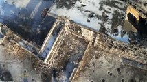 Ukraine : un drone filme l'aéroport de Donetsk en ruines