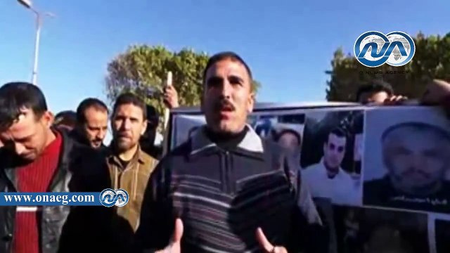 وقفة احتجاجية لأهالى ضحايا مركب الصيد بدر الإسلام أمام محكمة طور سيناء‎
