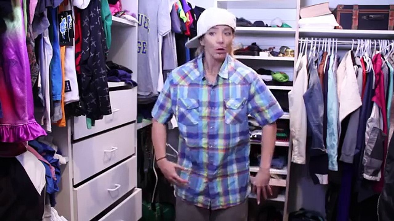 How Guys Get Dressed