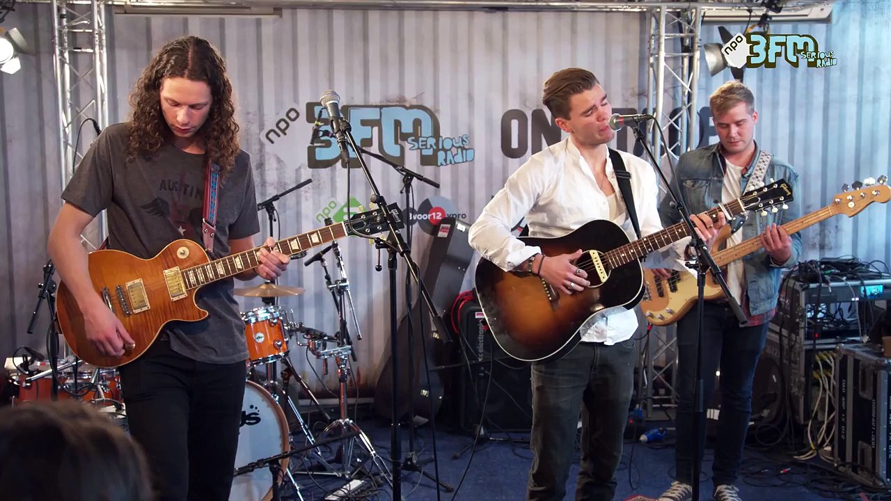 Kaleo - 'All The Pretty Girls' live @ Eurosonic Noorderslag 2015