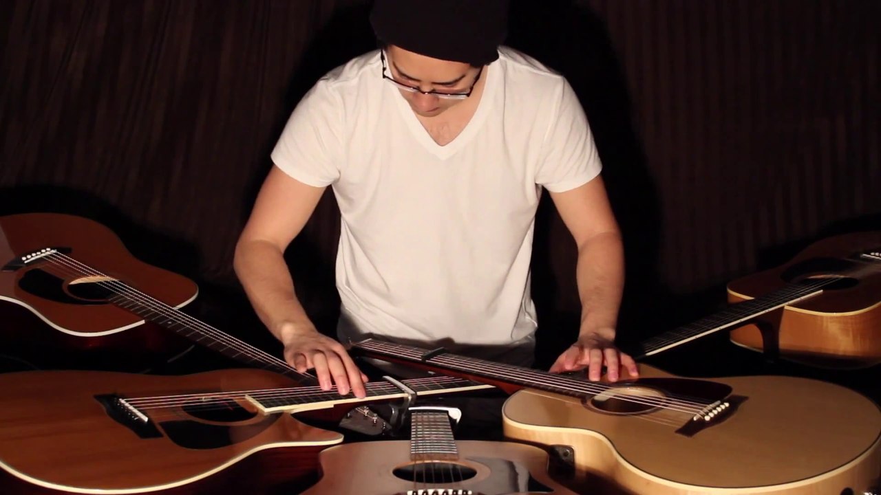 So talented guy plays "Fur Elise" on 5 guitars - Beethoven rocks!