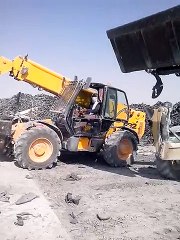 scrap tyre yard Doha Qatar. Ayub Traders 00923343356626