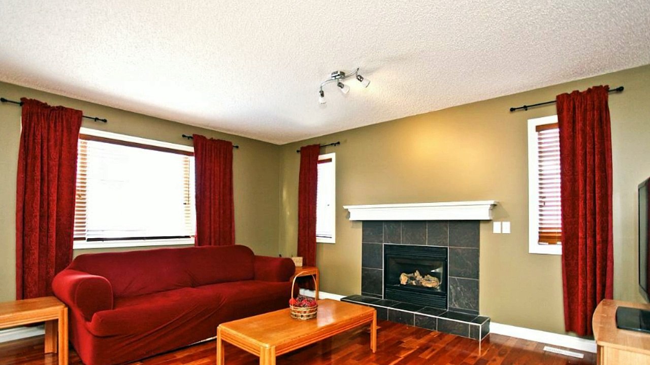 Custom Bayside Family Home For Sale, Airdrie AB