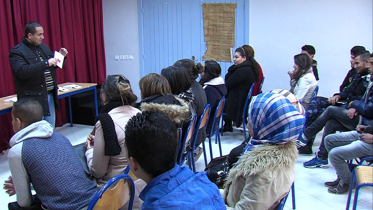 لقاء بسلا لتحسيس الشباب بأهمية التسجيل في اللوائح الانتخابية