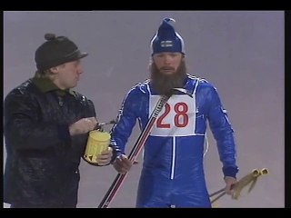 Velipuolikuu - Sukset luistamaan