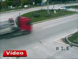TRUCKS collide with Cars in Amasya video of the accident | Car crashes 2013
