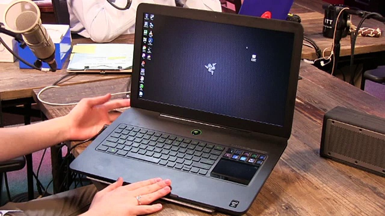 Razer Blade Pro 17" Gaming Laptop review.