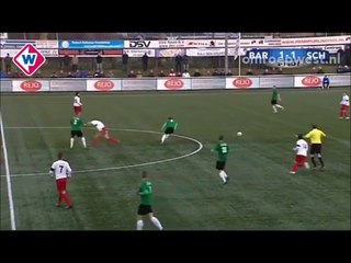 Referee breaks nose of footballplayer (Barendrecht vs Scheveningen)