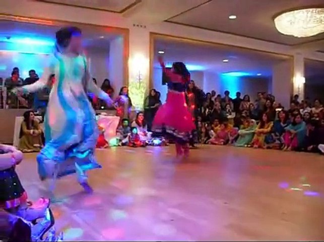 Pakistani Wedding MEhndi Night Girls Dance  #HD