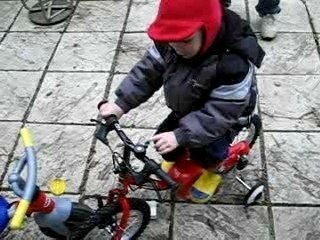 1er essai velo sur la terrasse