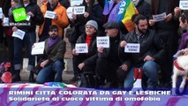 Rimini, città colorata da gay e lesbiche. Solidarietà al cuoco vittima di omofobia