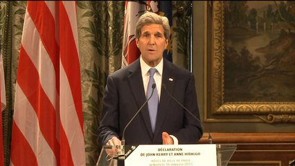 John Kerry fait part de sa "profonde émotion" (en français)