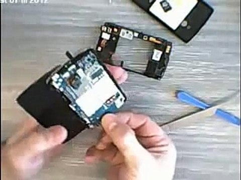Sony Ericsson Xperia Mini Pro SK17i disassembly, repair screen