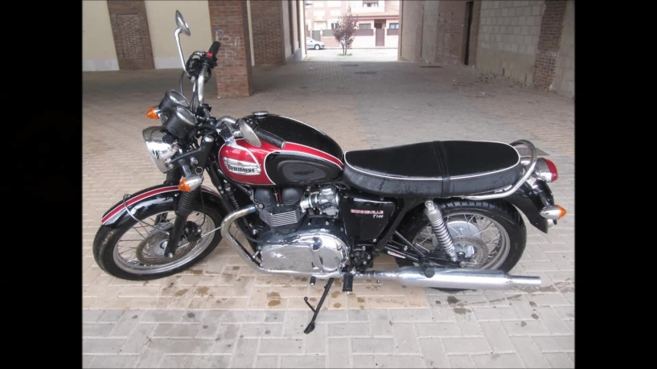 Triumph Bonneville T100 - Prueba en Portalmotos