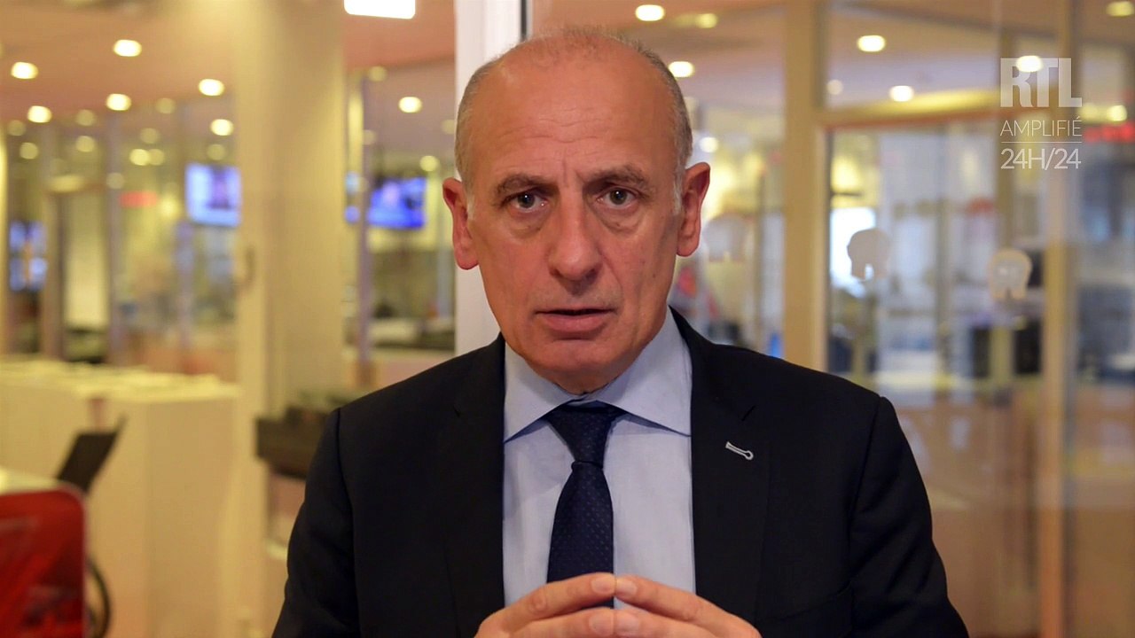 "Les raisons de l'impopularité de François Hollande demeurent", pour Jean-Michel Aphatie