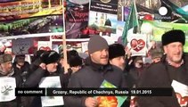 Chechnya: Hundreds of thousands march against Charlie Hebdo 