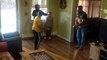Battle de danse entre un papa et ses 3 fils : juste énorme!
