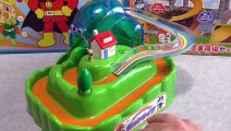 Anpanman Drive アンパンマン おもちゃ パン工場と虹のドライブ