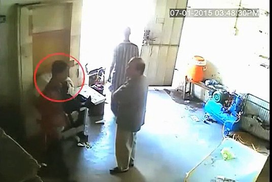 Factory supervisor killed in Karachi