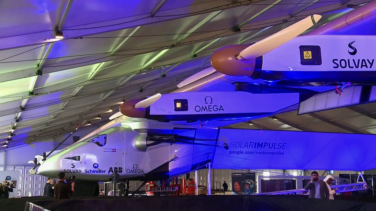 "سولار امبلس" الطائرة الشمسية التي ستجول العالم دون قطرة وقود