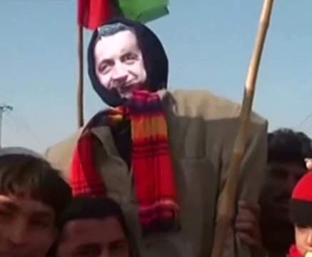 Pakistan : Nicolas Sarkozy et le drapeau italien brûlés - ZAPPING ACTU DU 20/01/2015