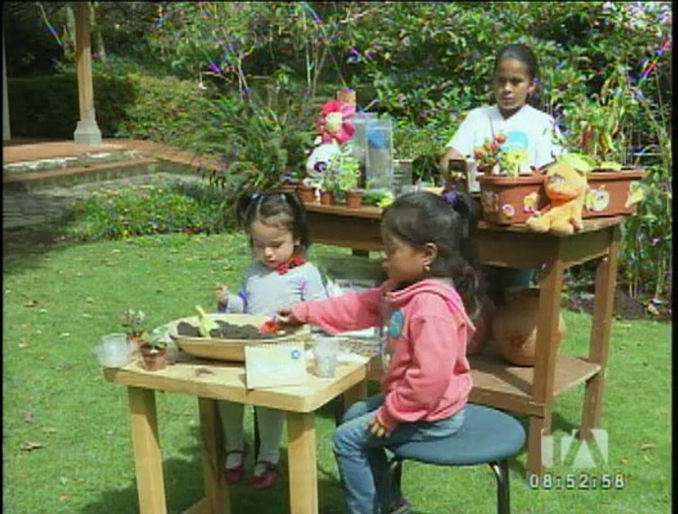 "Mi primer huerto",  un juguete didáctico y educativo para niños de 5 a 10 años