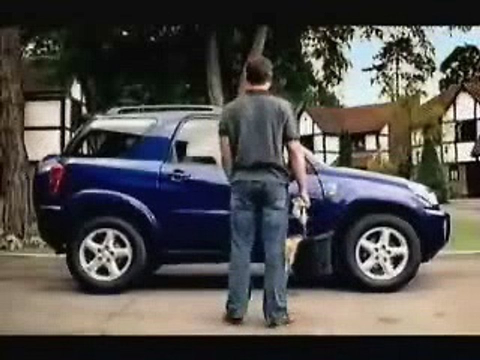 Pub Toyota RAV4 (Lavage)