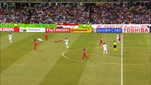 Terrible coup reçu par Salhi - Ballon dans les couilles !! - Football Coupe d'Asie 2015