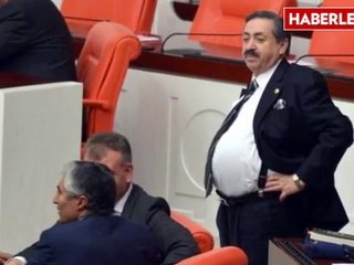 Ak Partili Köksal'ın Göbeği Dikat Çekti