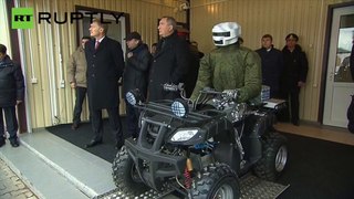 Putin verifica novo robô de combate na Rússia