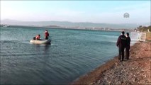 Yelkenliyle Göle Açılan 3 Çocuk, Boğulma Tehlikesi Geçirdi