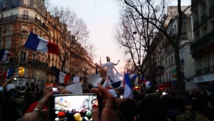 Marche du 11 janvier 2015 : la marionnette de la République