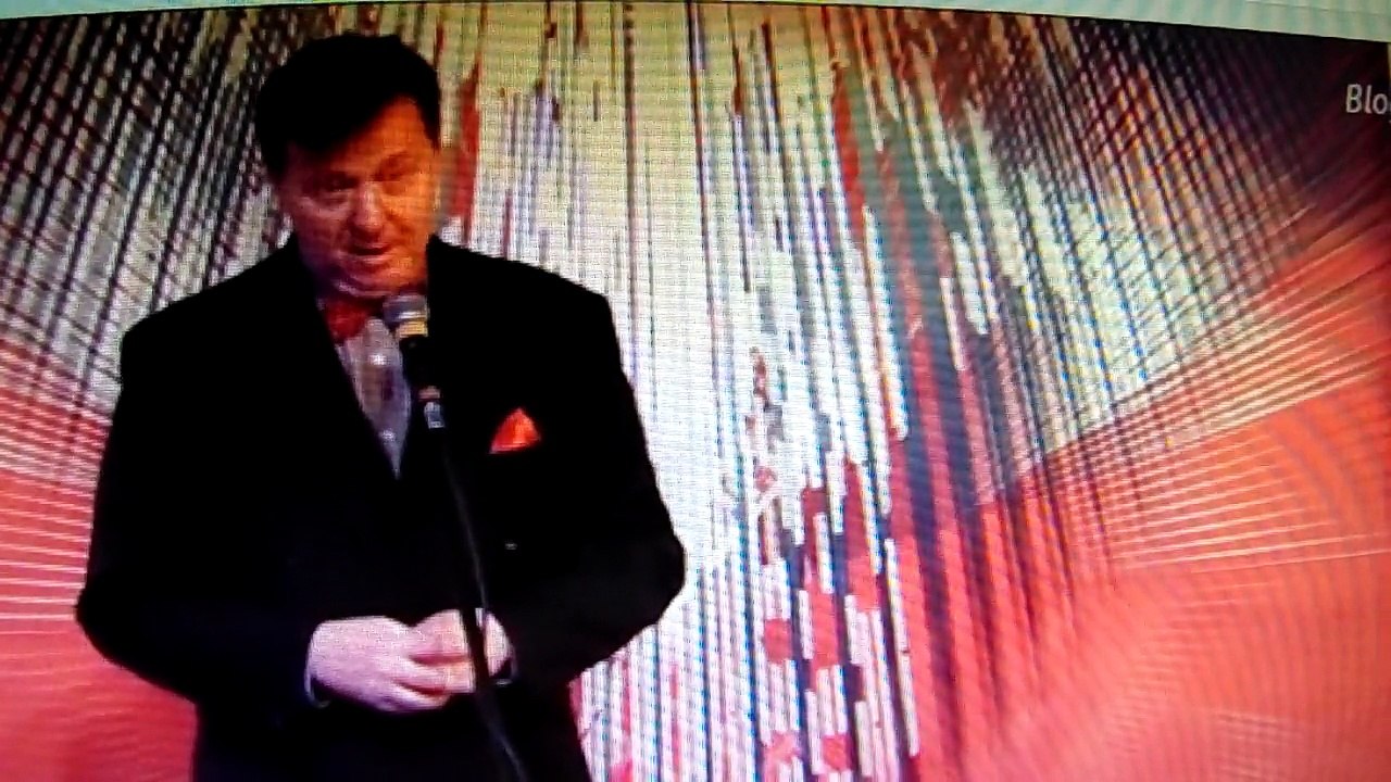 Karol Radzinowicz gra Poloneza -  A-DUR Fryderyka Chopina zwannego  Heroicznym