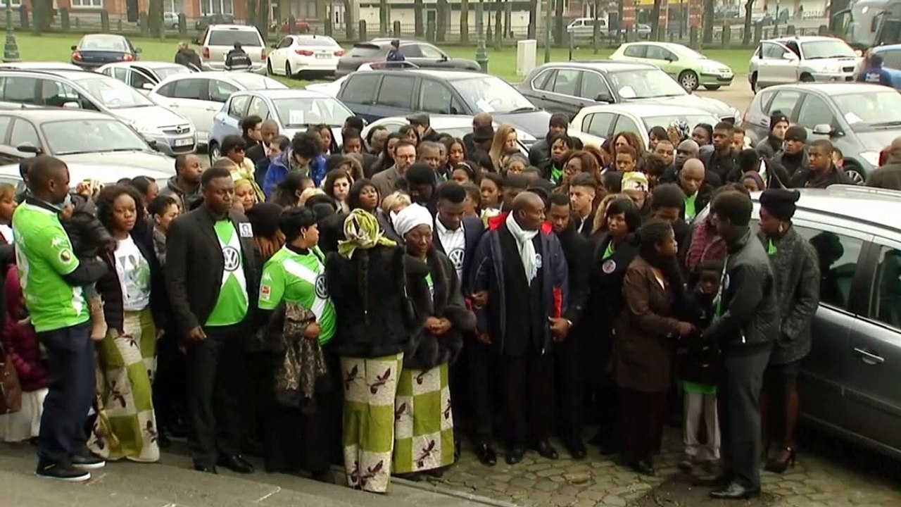 Bewegende trauerfeier für junior malanda