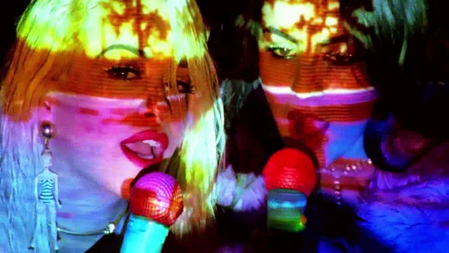 NEW !!! Charli xcx ft Rita Ora - Doing it ( official video ) 21-01-2015