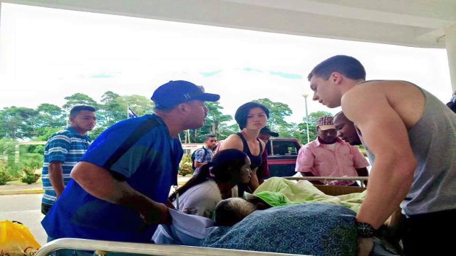 Review Volunteer Sean Rigney Honduras La Ceiba PreMed Program with Abroaderview.org