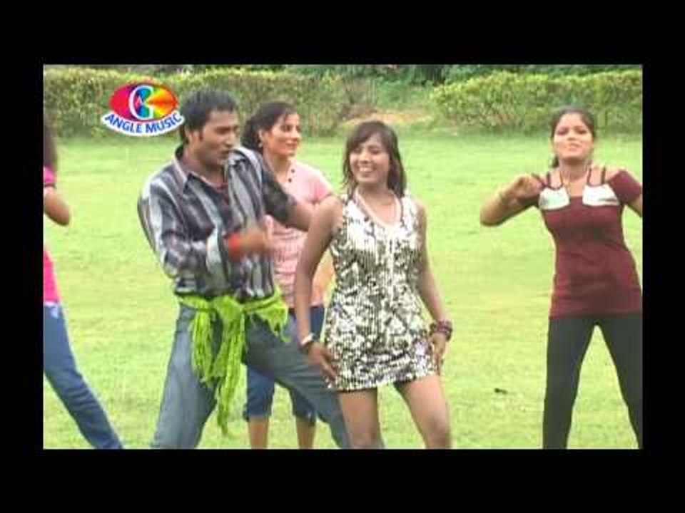 Bate ekdam kachakach mal | Riksha par kare hutc...