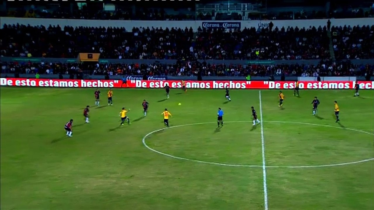 Wspaniała akcja Cejasa w meczu z Atlasem