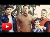 Salman Khan Goes Crazy With Fans On Bajrangi Bhaijan’s Sets