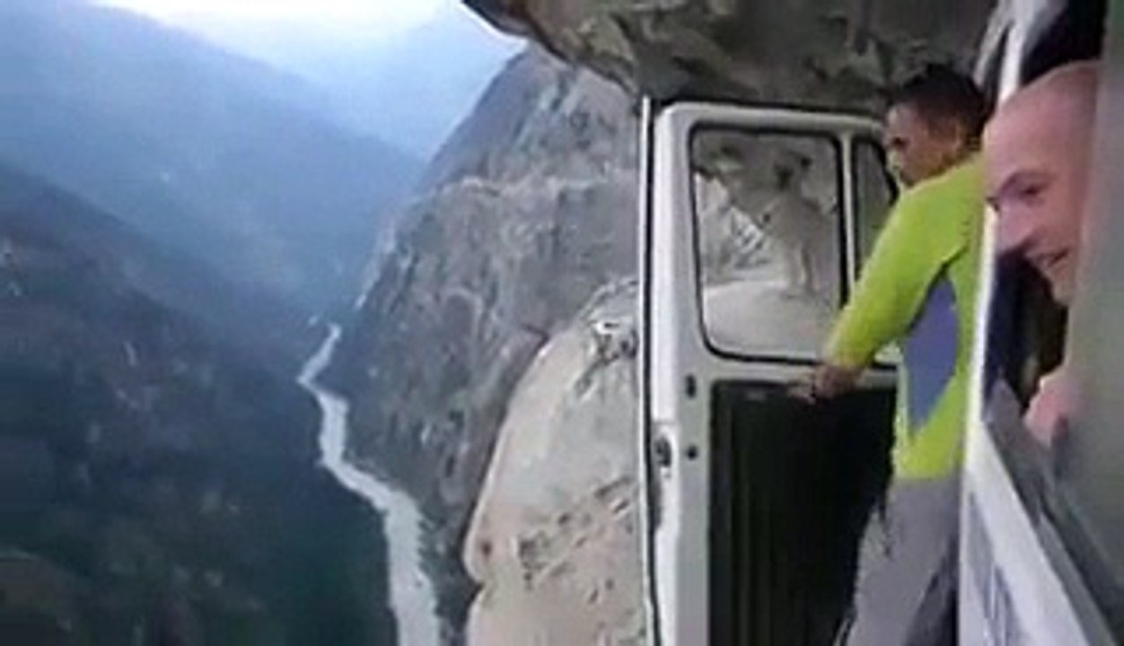 Amazing Most Dangerous road in the World