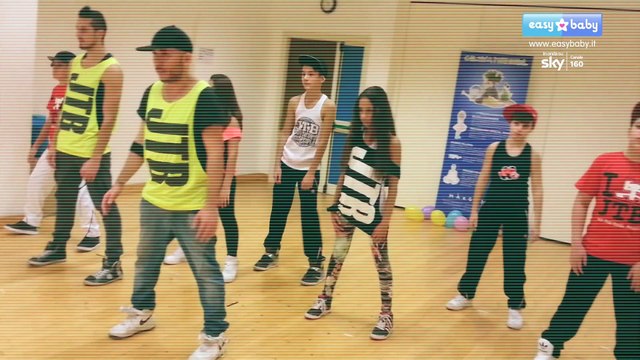 Easy Dance - Ep2 - Hip Hop Dance Tutorial - Conduce Giuseppe Meli - CH. 160 SKY EASY BABY.
