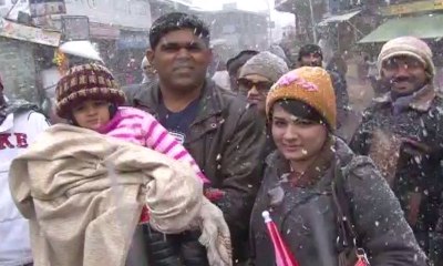 Quetta welcomes first snowfall of the season