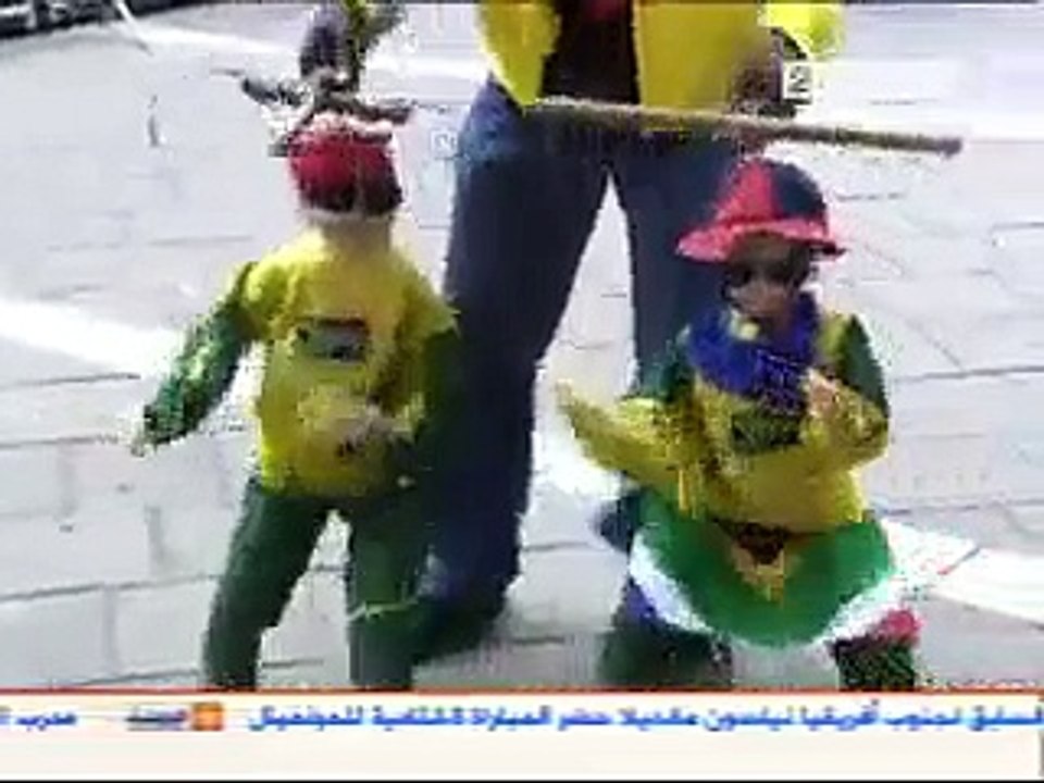 Monkey dance, monkey dance