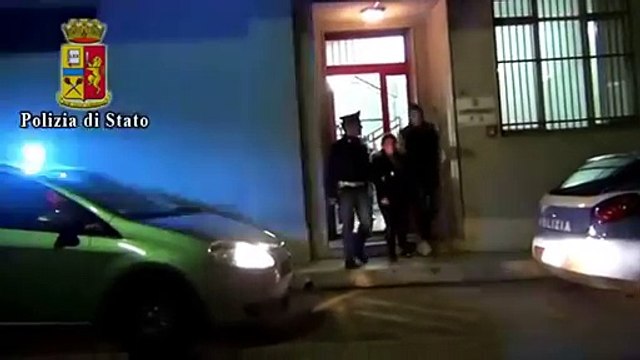Modica (RG) - Polizia arresta tre donne per tentato furto (20.01.15)